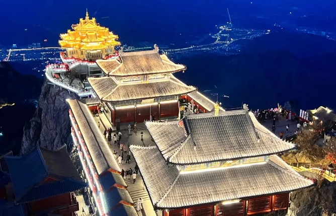 老君山成为网红景区的原因